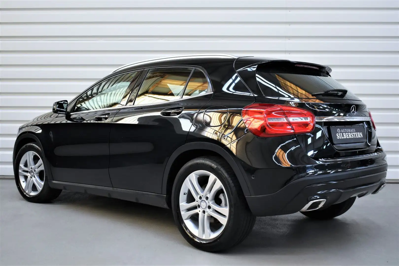 Mercedes-Benz GLA 220 CDI Urban+Bi-Xenon+Automatik+Navi+Kosmos Negro - 2