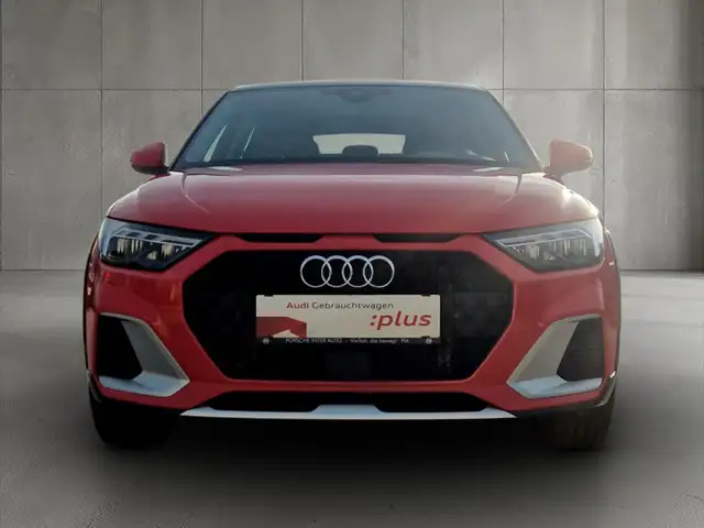 Audi A1 view 2