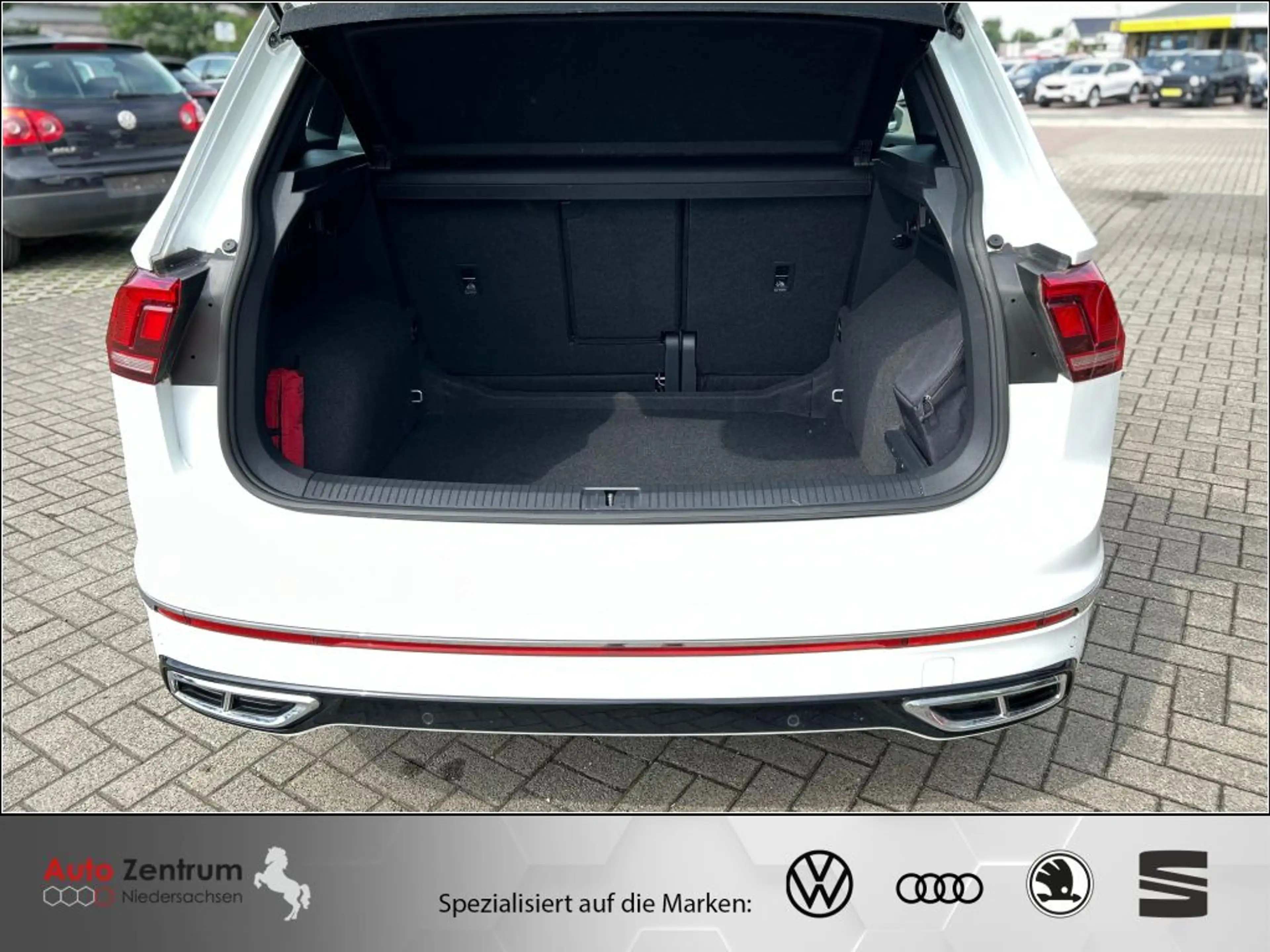 Volkswagen Tiguan 1.5 TSI OPF DSG R-Line — photo 7