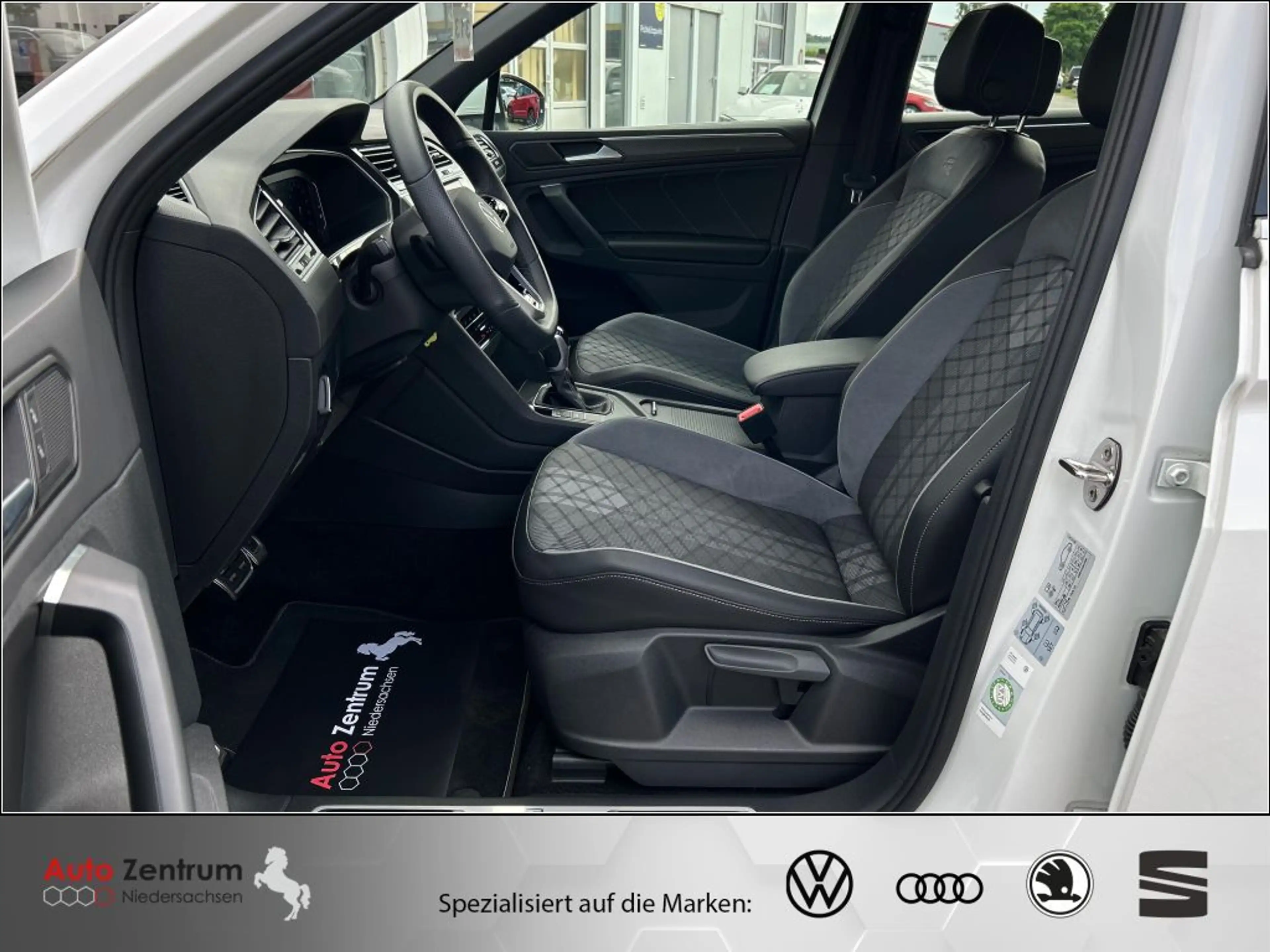 Volkswagen Tiguan 1.5 TSI OPF DSG R-Line — photo 10