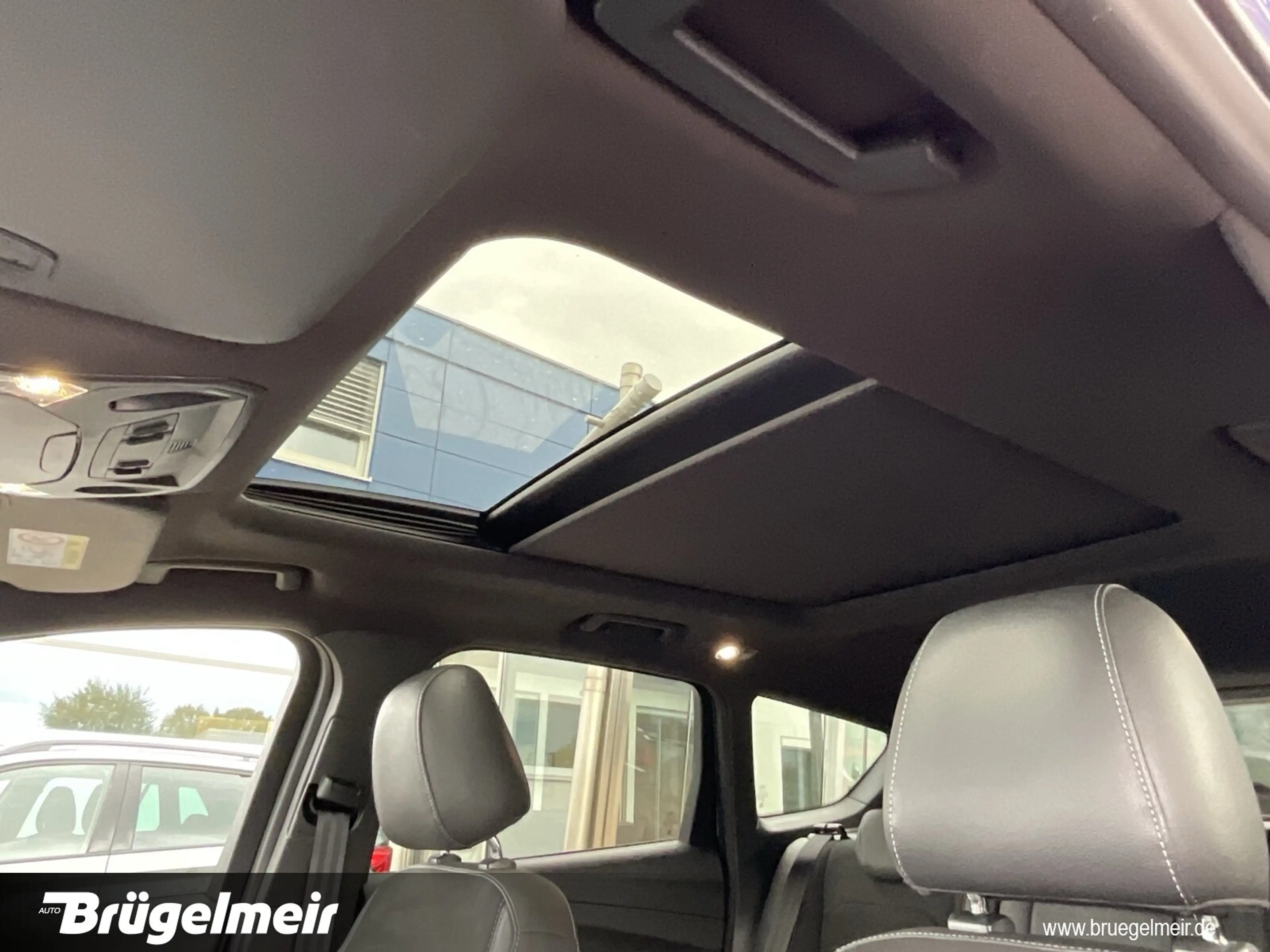 Ford Kuga 1.5 Autom. ST-Line 4x4+AHK+NAV+PANO+KAM+18"  BC/Dachrel./eFH./NSW/Schadstoffarm nach Abgasnorm Euro 6 — photo 13