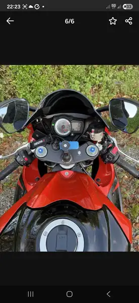 Suzuki GSX-R 750 - foto 4