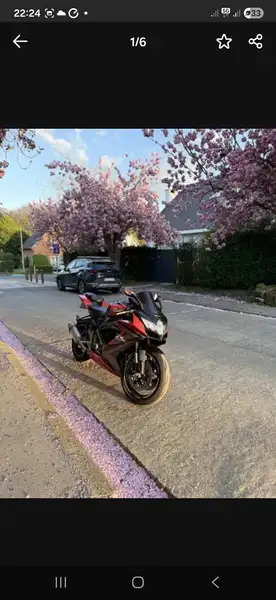 Suzuki GSX-R 750 - foto 5