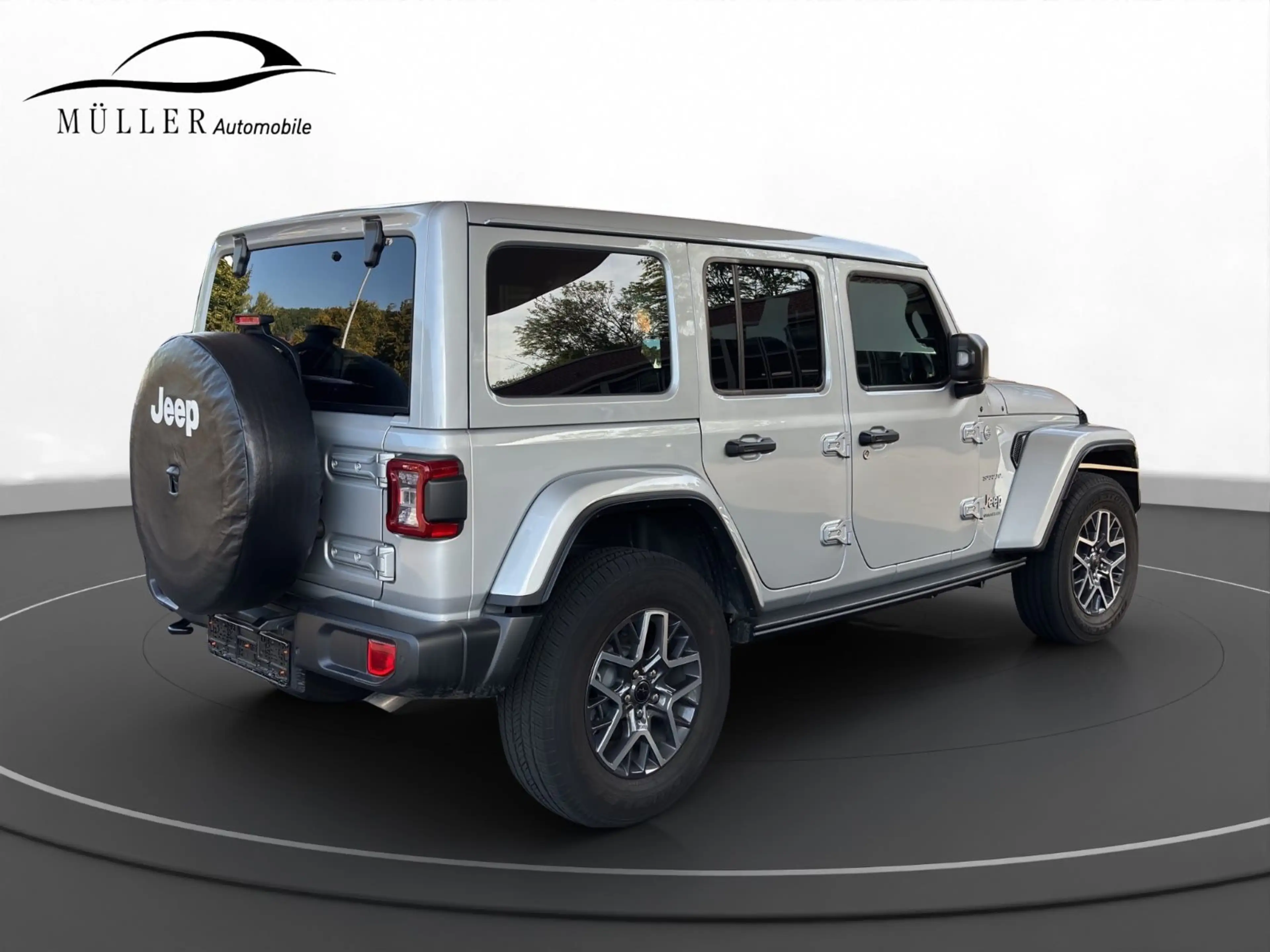 Jeep Wrangler Unlimited Sahara ICE 2.0i Sky One-Touch — photo 4
