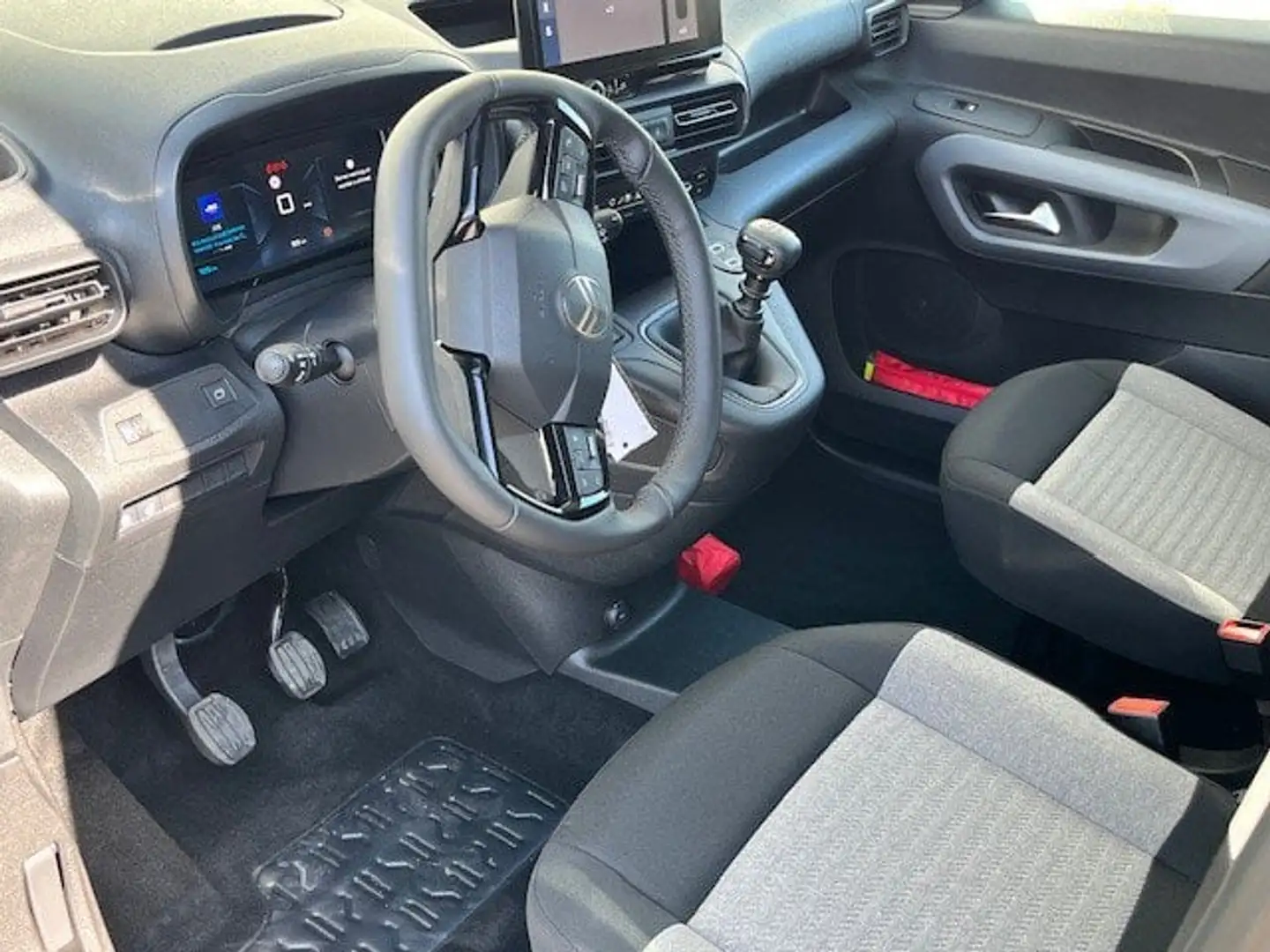 Citroen Berlingo *CAR PLAY*CAMERA* 1.2 BENZ 110 PK PLUS - 2