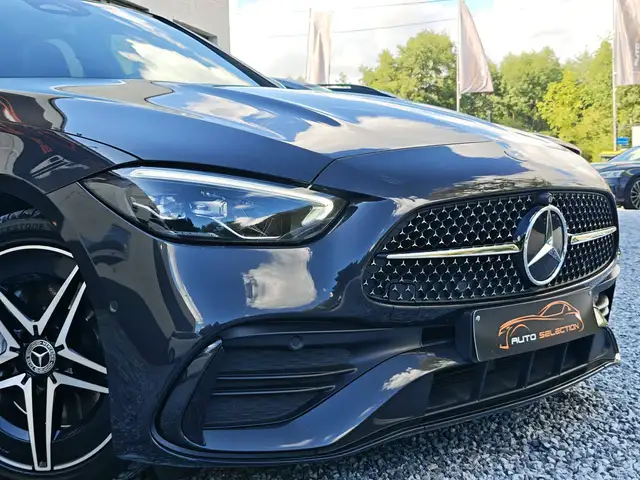 Mercedes-Benz C-Class view 13