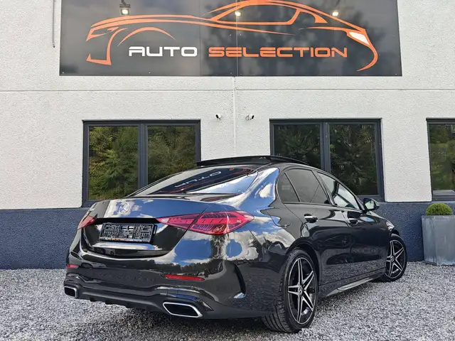 Mercedes-Benz C-Class view 4
