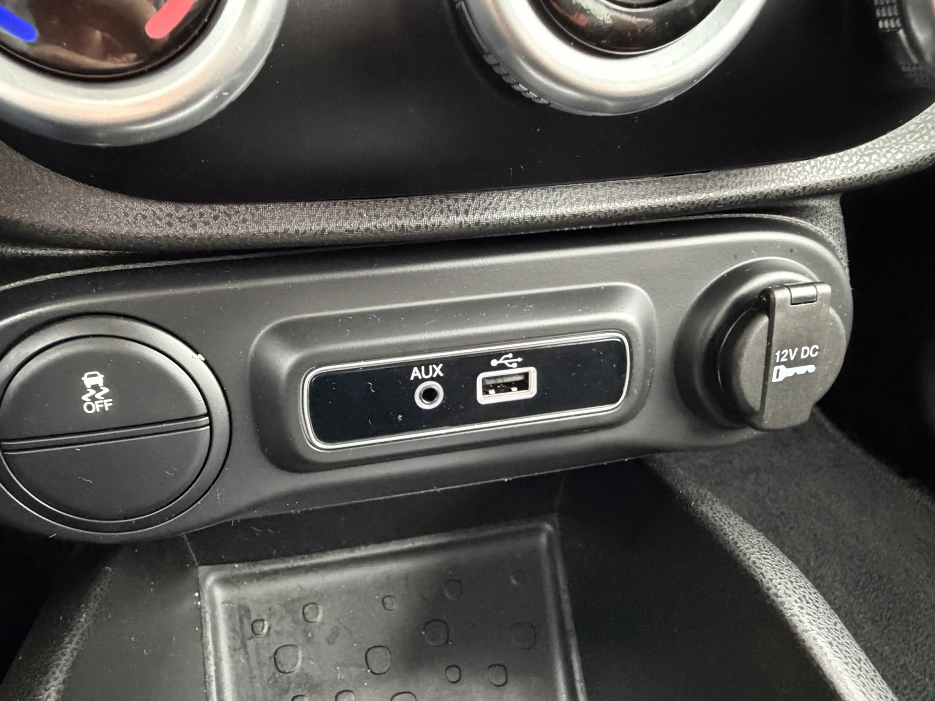 Fiat 500L BWJ 2018 | 0.9 TwinAir 105PK PopStar | TREKHAAK | — photo 41