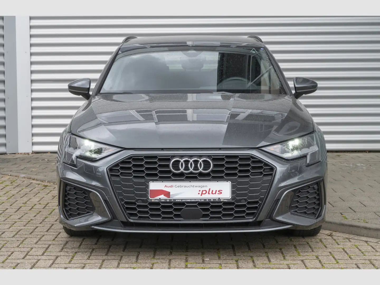 Audi A3 Sportback S line 30 TFSI S tronic AHK*Navi*Virtual Grau - 2