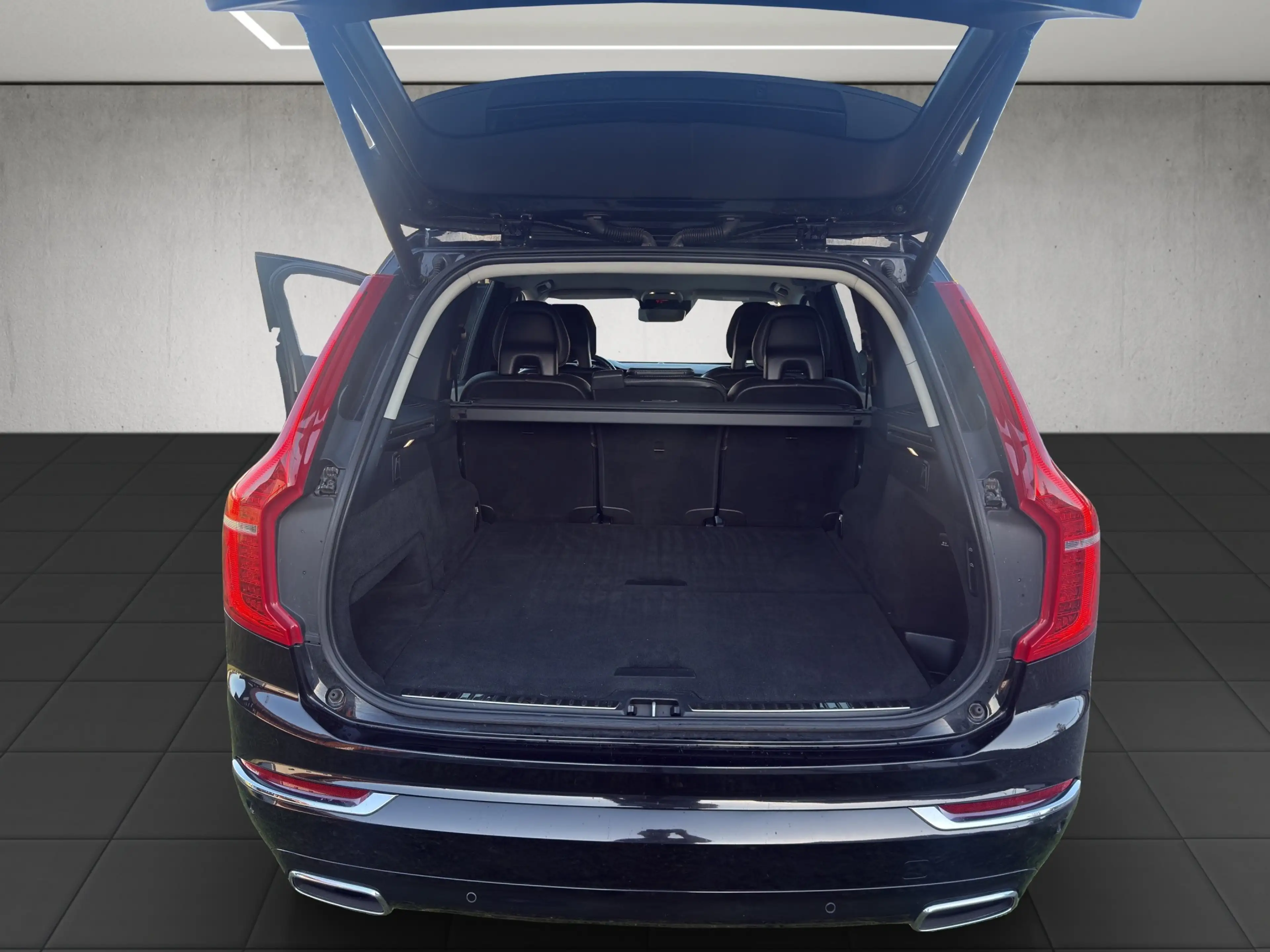 Volvo XC90 Inscription AWD — photo 13