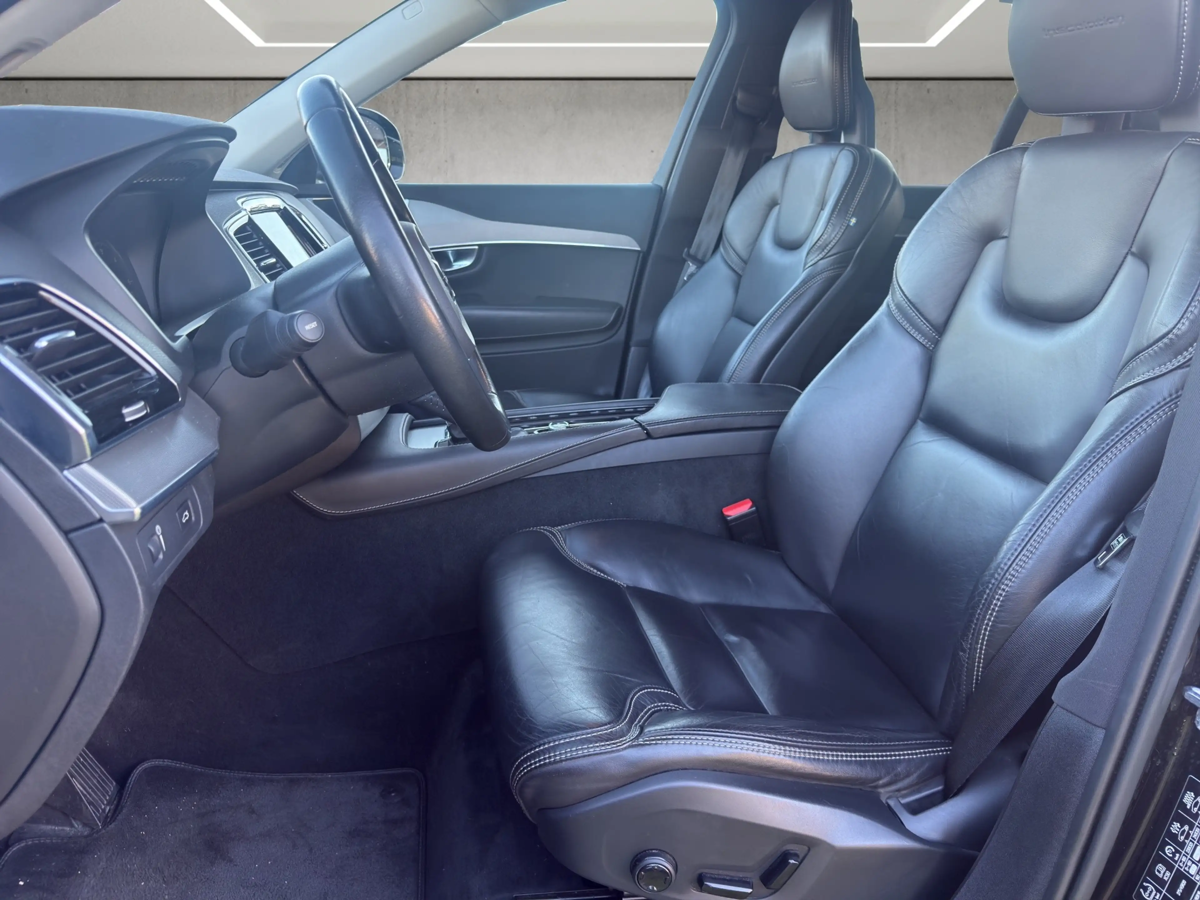 Volvo XC90 Inscription AWD — photo 15