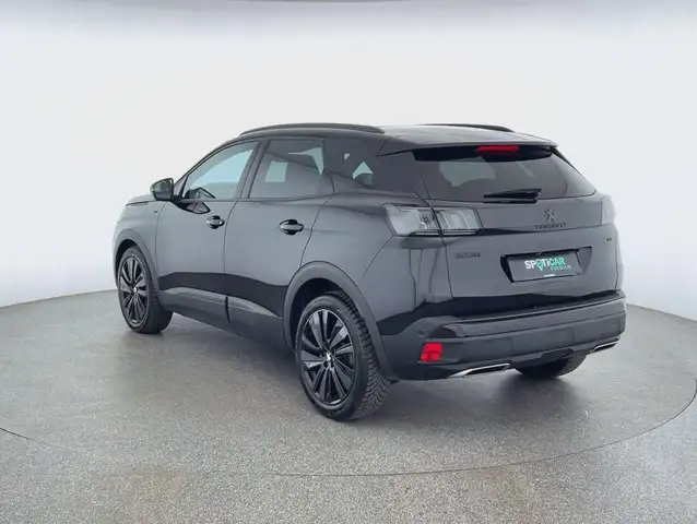 Peugeot 3008 view 5