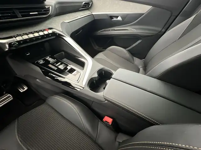 Peugeot 3008 view 14