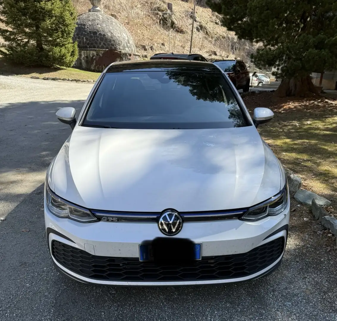 Volkswagen Golf GTE 1.4 dsg hybrid plug-in 245cv Fehér - 2