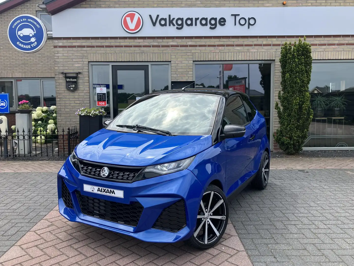 Aixam GTI Coupé | Nieuw dashboard | Stoelverwarming | Dealer Blau - 1