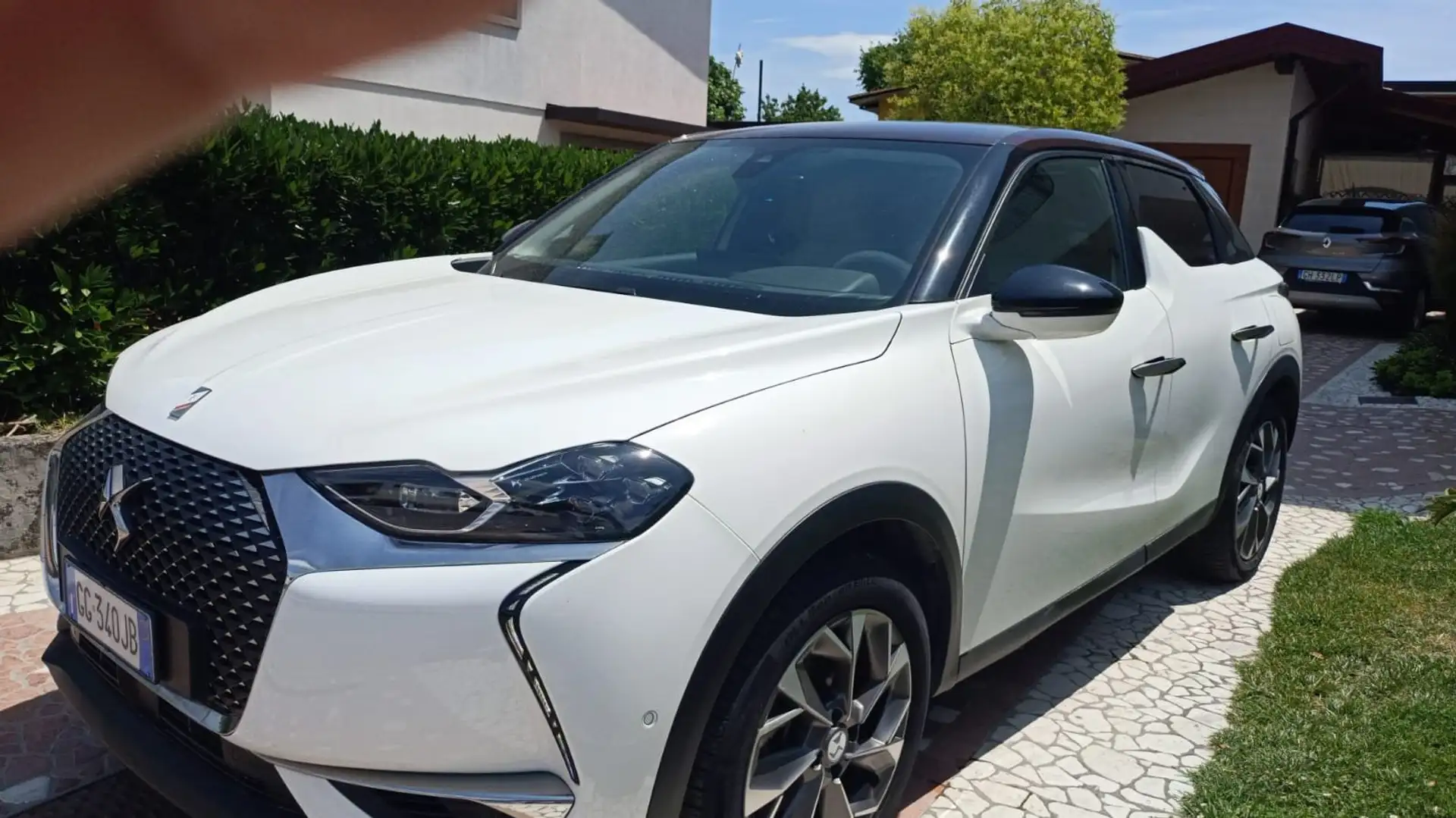 DS Automobiles DS 3 Crossback DS3 Crossback 50 kWh e-tense Grand Chic Bianco - 2