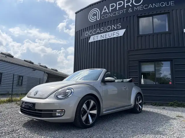 Volkswagen Coccinelle Coccinelle Cabriolet 2.0 TDI BlueMotion - 110 BEETLE CABRIOLET Série Limitée Karmann