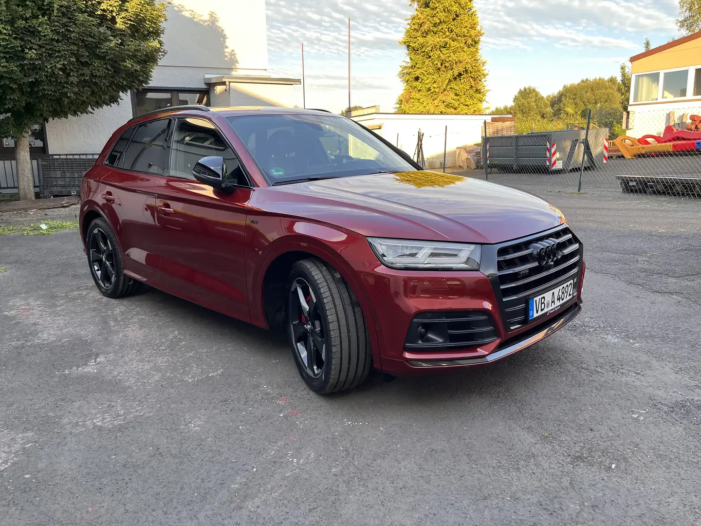 Audi SQ5 3.0 TFSI quattro VOLL!!! ABT 425PS! Rouge - 2
