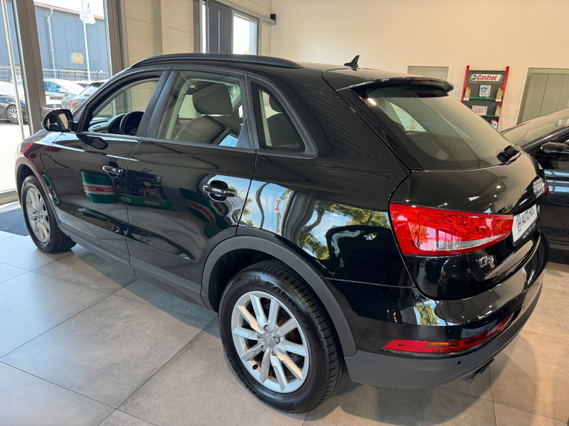 Audi Q3 1.4 Benzin Navigation/Sitzheizung/Xenon/PDC — photo 6