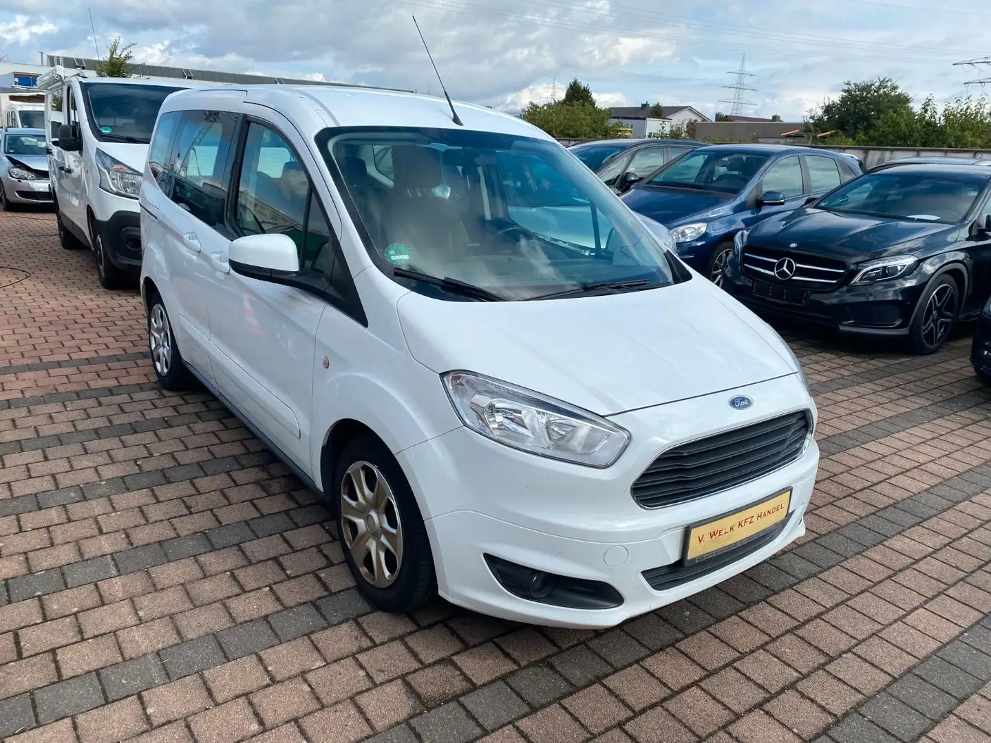 Ford Tourneo Courier Trend Klima Bianco - 1
