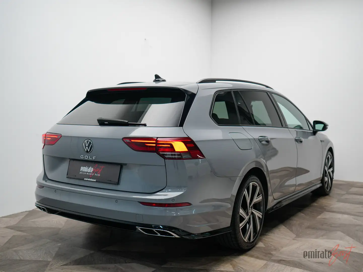 Volkswagen Golf Variant R-Line Grau - 2