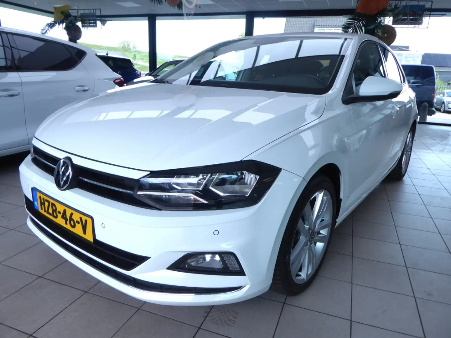 Volkswagen Polo 1.0 TSI Highline LMV 17'/Dig teller/Privi glas/Nav Blanc - 1