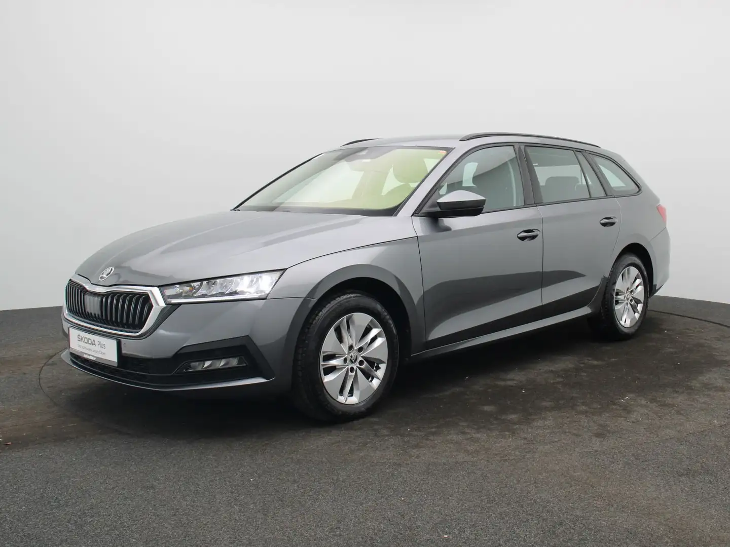 Skoda Octavia Ambition 2.0 TDI / Navi, SmartLink, LED Grijs - 2