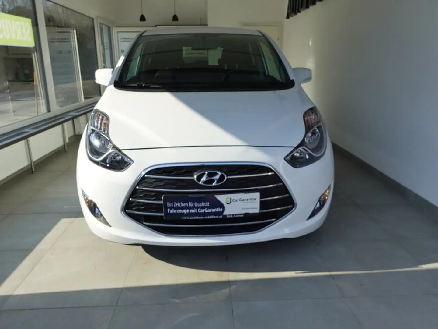 Hyundai iX20 1,4 CVVT GO! Weiß - 2