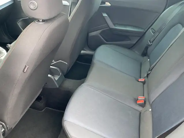 Seat Arona view 11