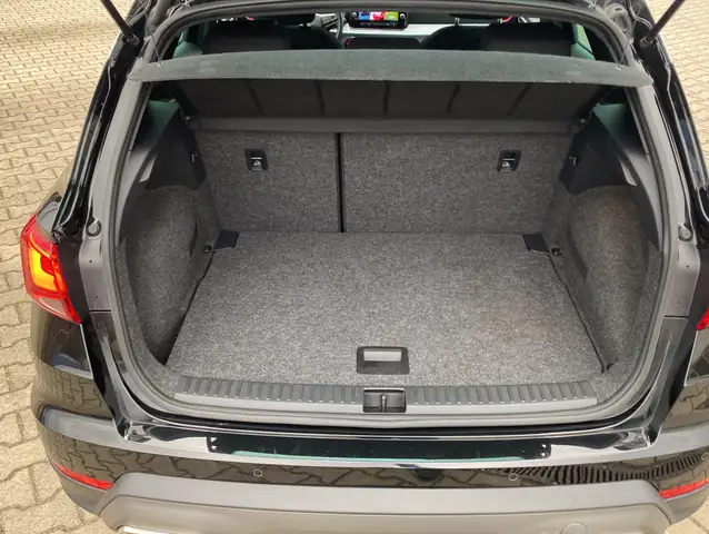 Seat Arona view 12