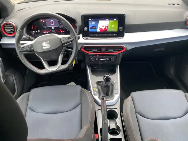 Seat Arona view 3