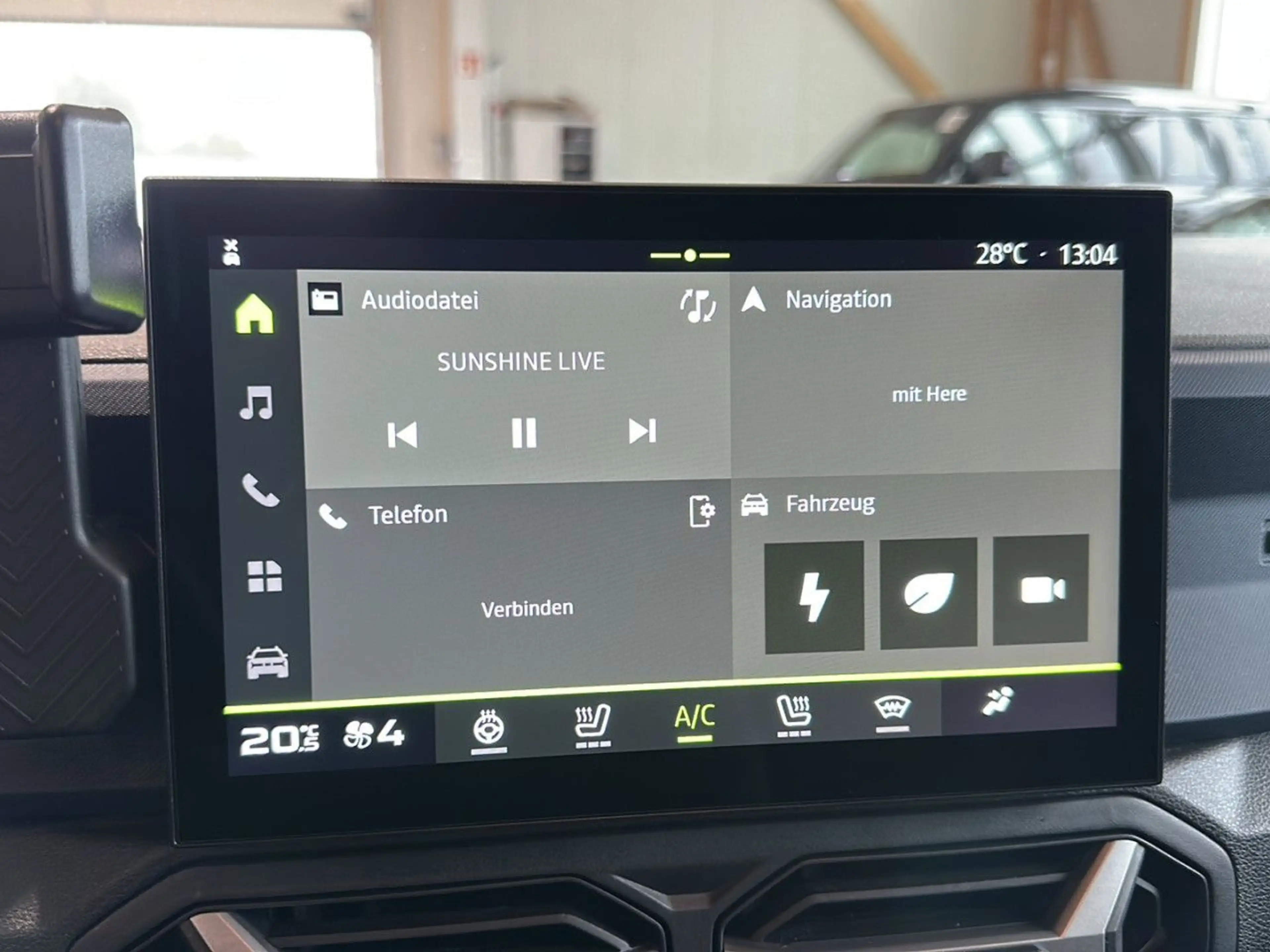 Dacia Duster Hybrid 140 Journey Sportpaket Bluetooth — photo 18