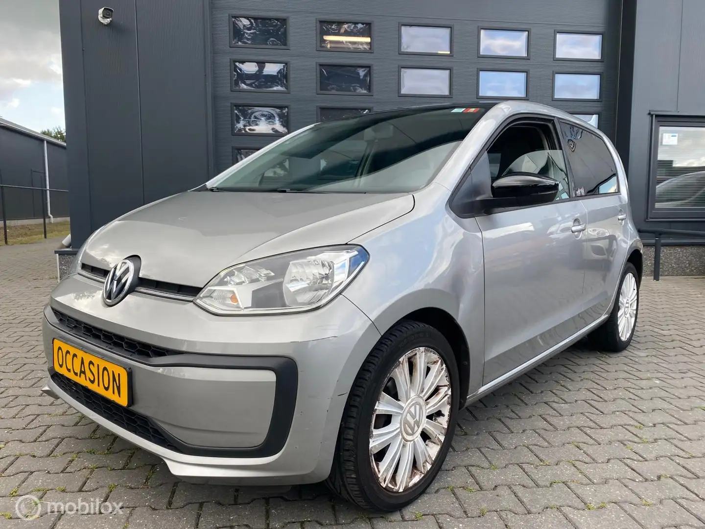 Volkswagen up! /Move up!/75pk / AC / 5 deurs / 2018 / 84 DKM - 2