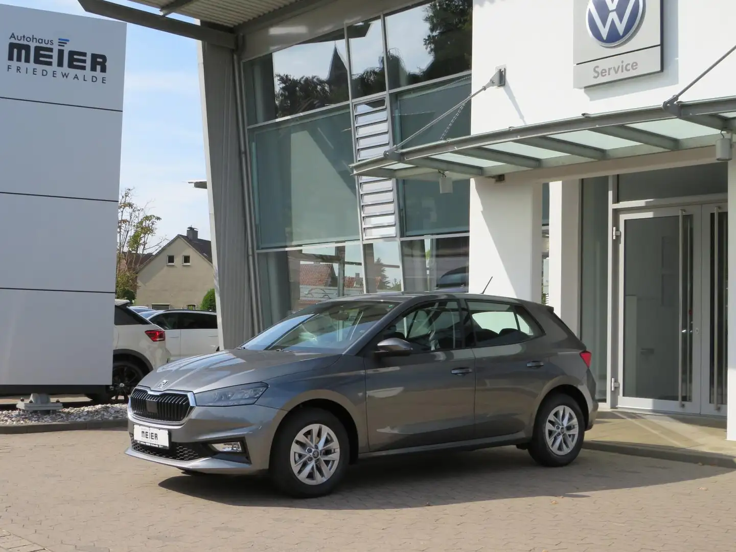 Skoda Fabia 1.0TSI 130 Jahre Kamera SmartLink LED 5J Grau - 2