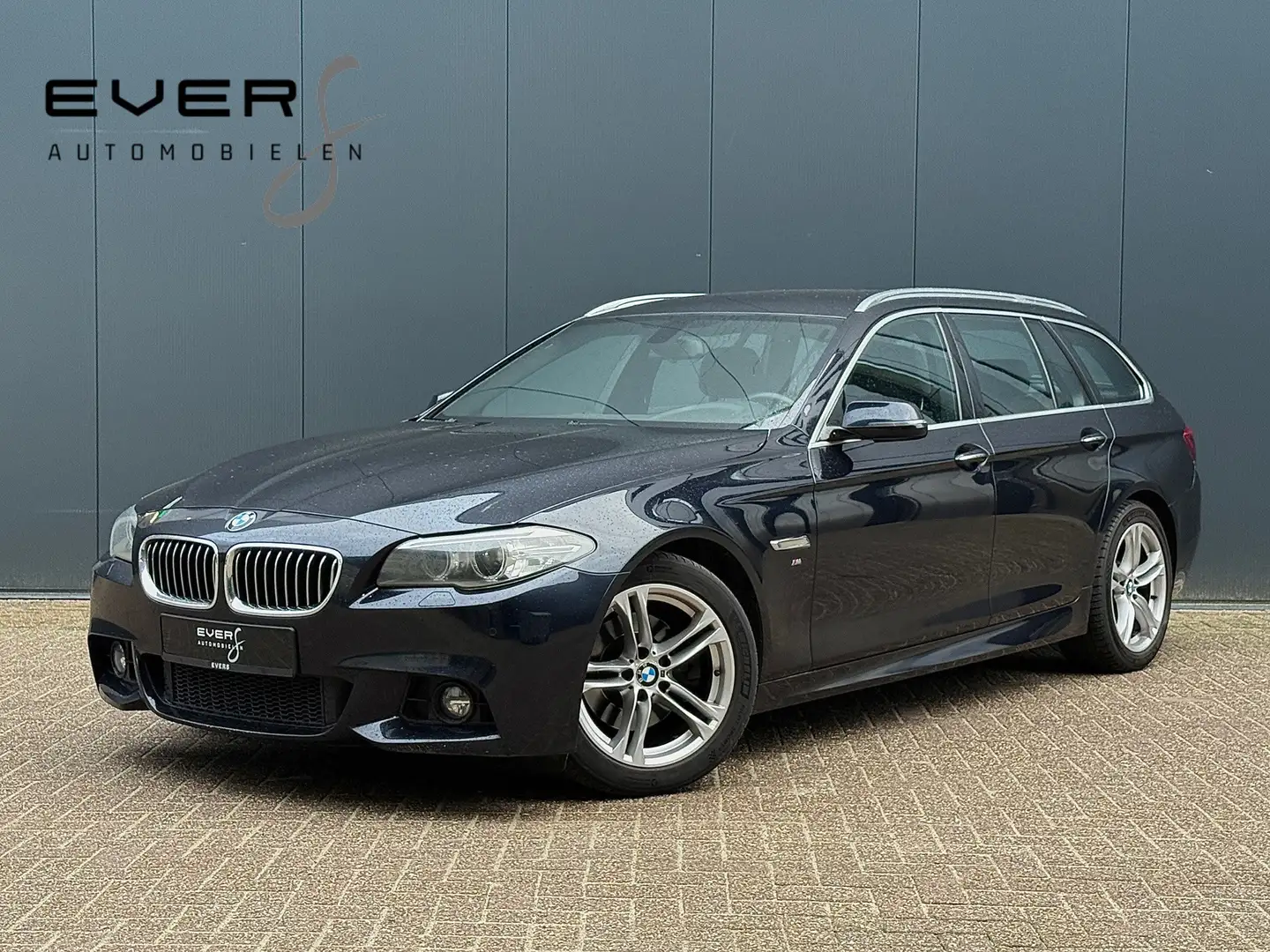 BMW 520 5-serie Touring 520i High Executive, M-Sportpakket Noir - 1