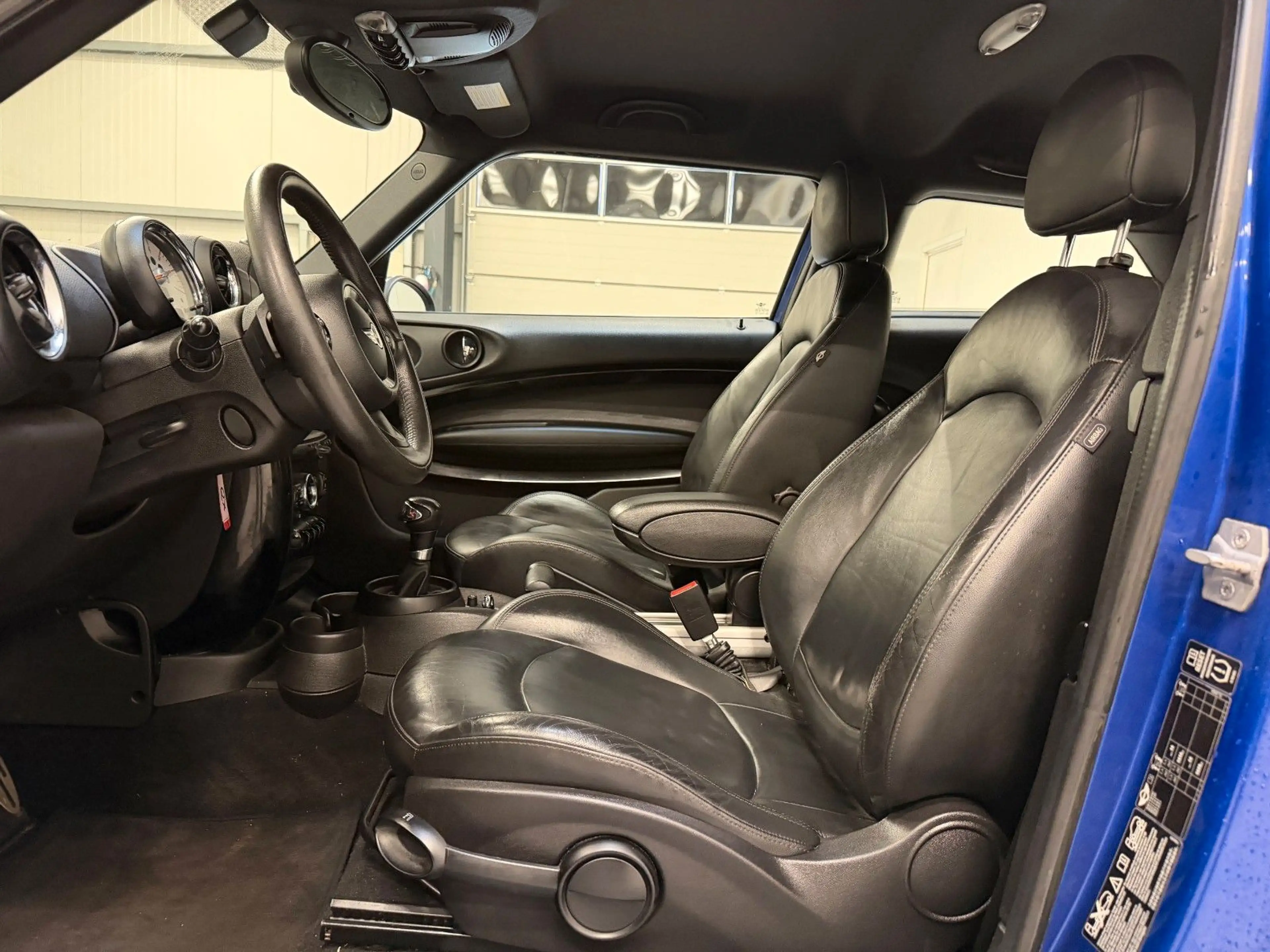 MINI Cooper SD Paceman / LEDER / 4x4 / MOTORSCHADEN — photo 9