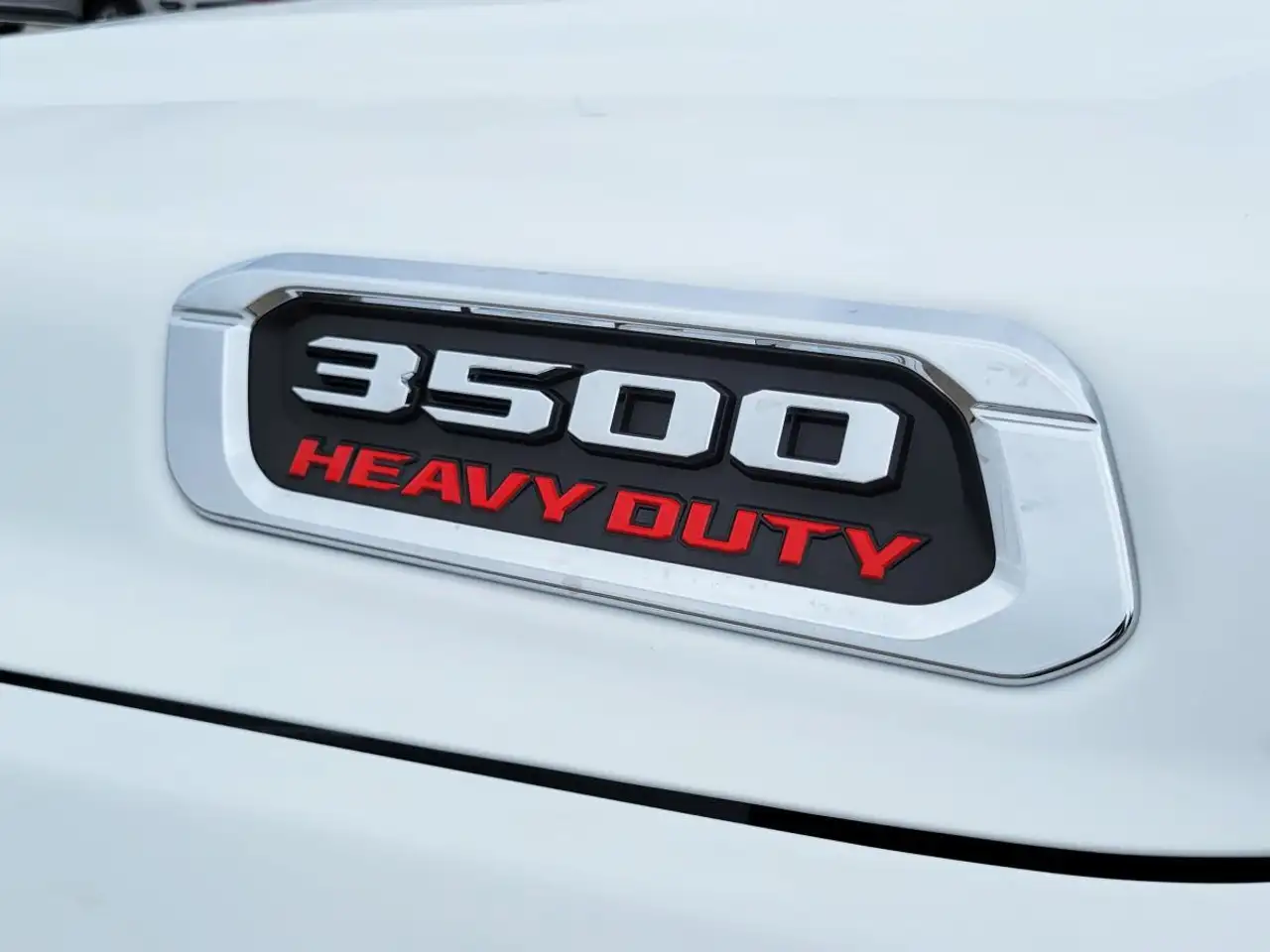 RAM 3500 снимка RAM 3500