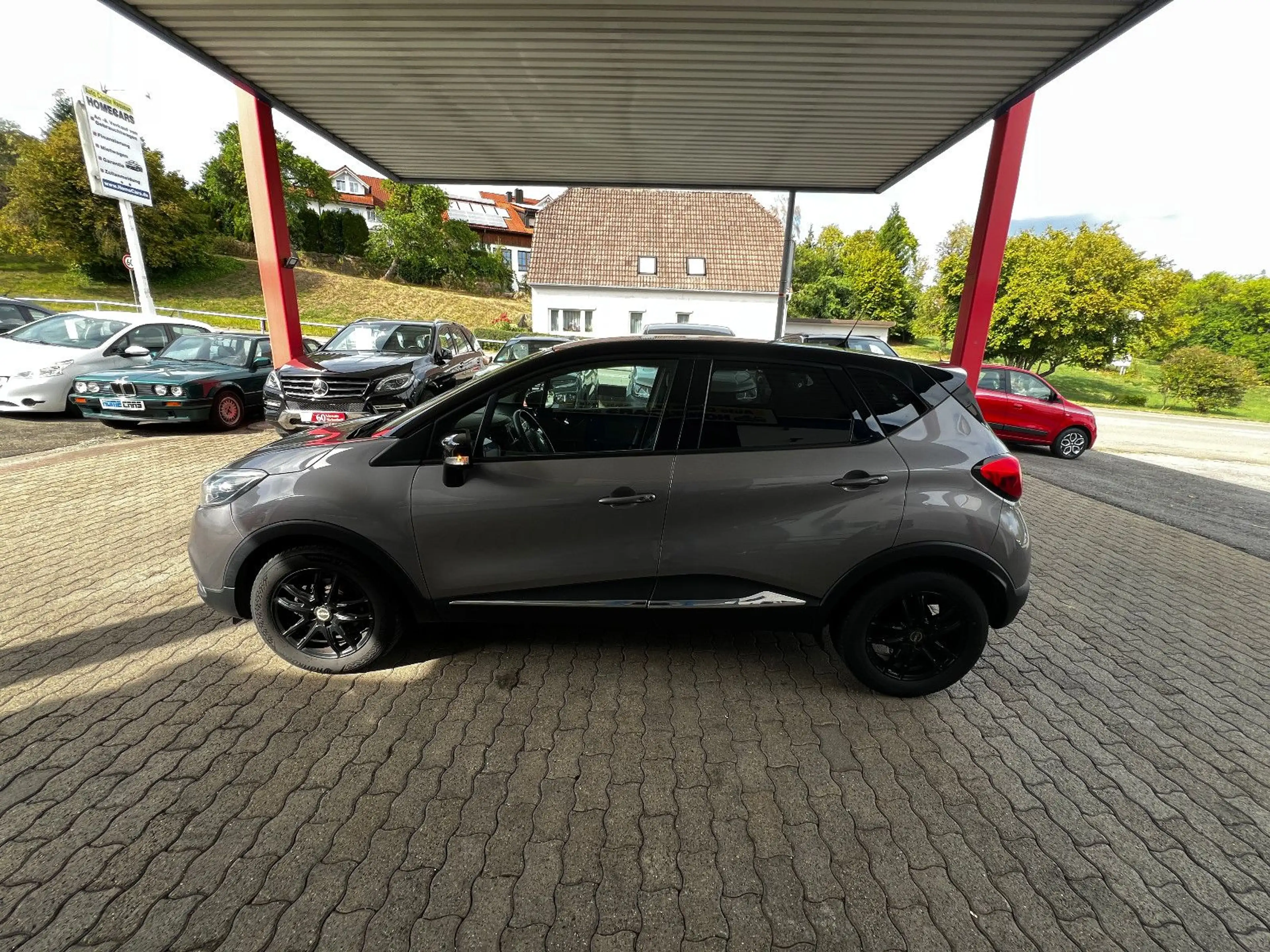 Renault Captur Luxe I Automatik I TÜV — photo 13