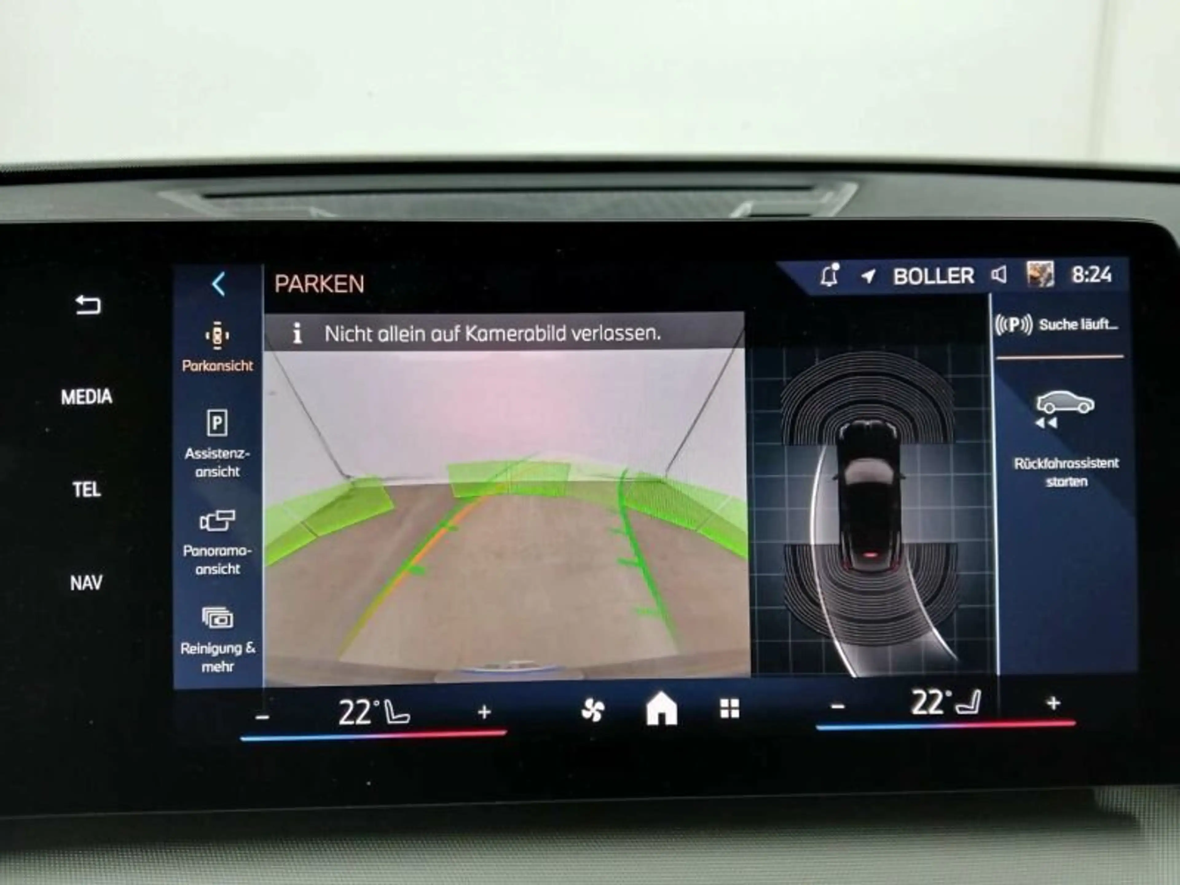BMW iX2 eDrive20 Navi LED ACC Sportsitze Parkassist — photo 6