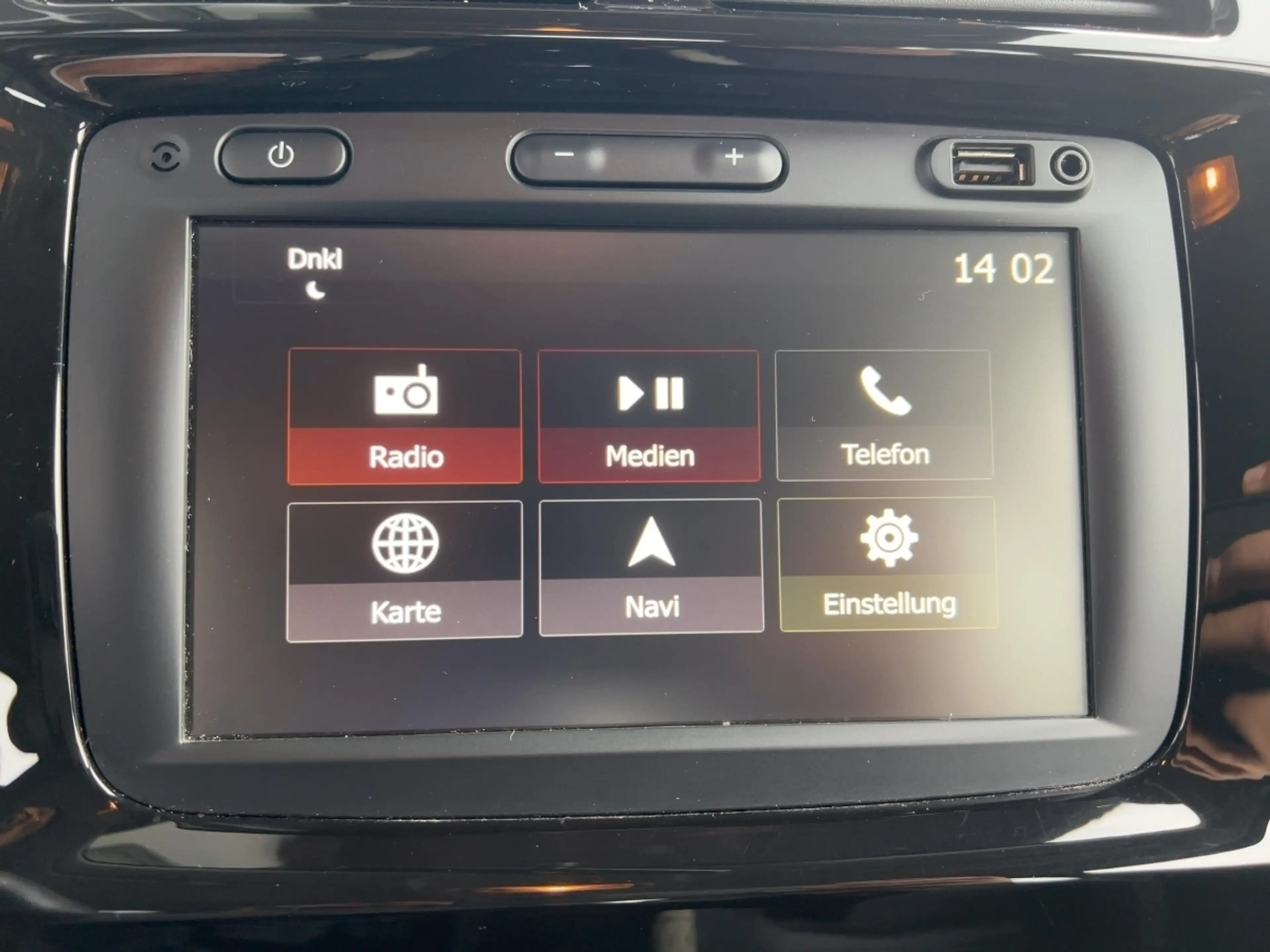 Dacia Spring Essential KLIMA LED-Tagfahrlicht ABS ESP ZV — photo 14