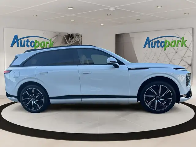 Xpeng G9 AWD Performance Ansicht 5