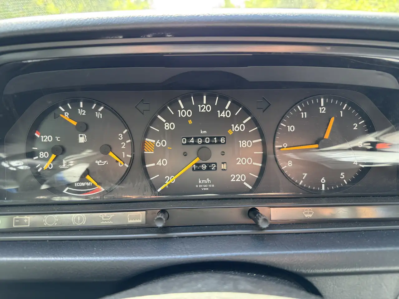 Mercedes-Benz 190 E 2.0 1. Hand, foto 7