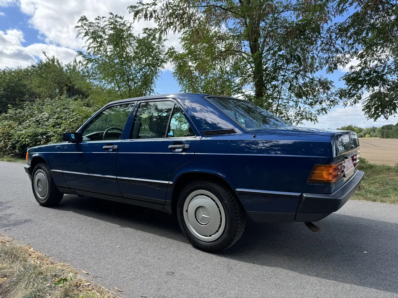 Mercedes-Benz 190 E 2.0 1. Hand, foto 6