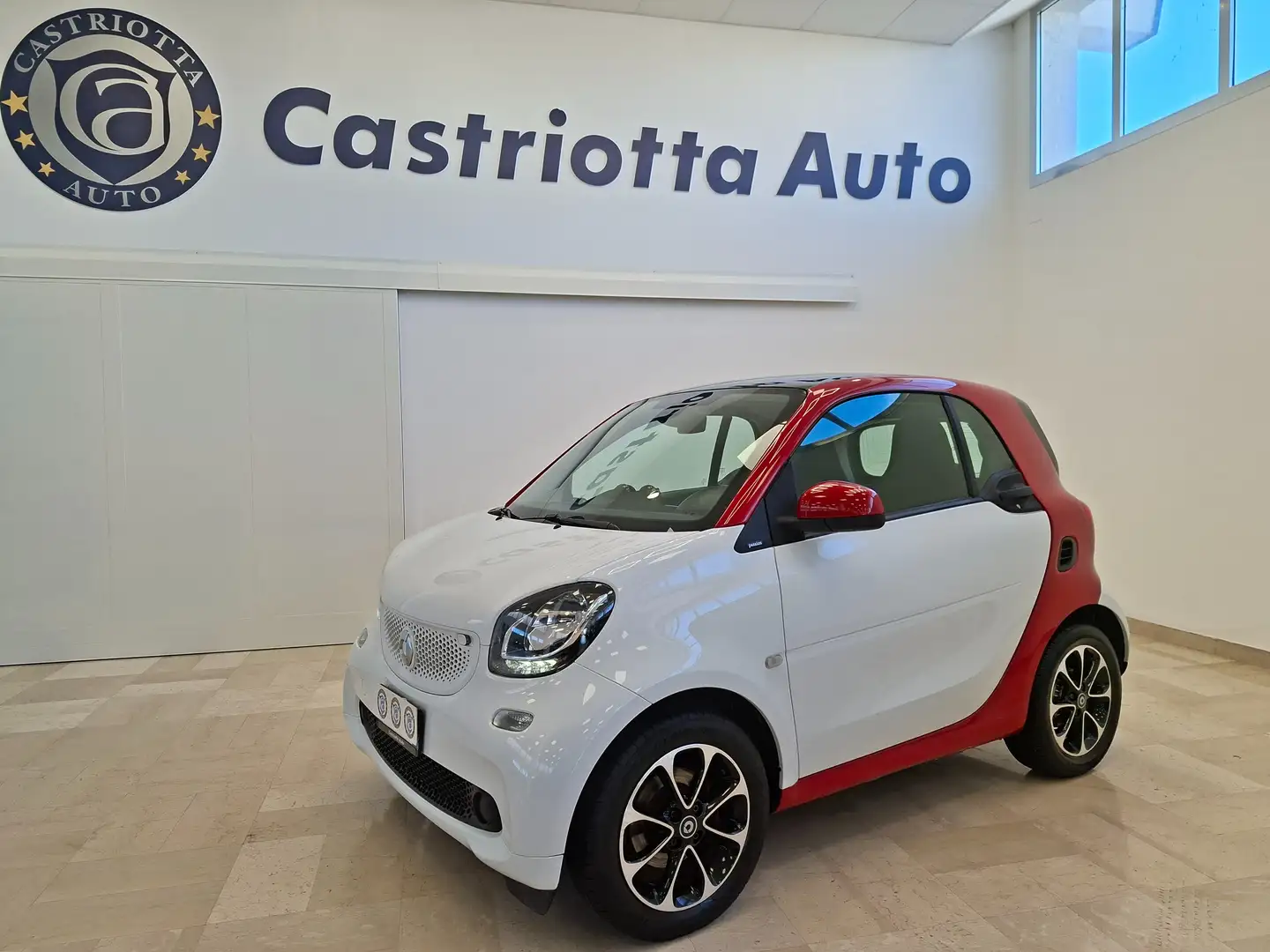 smart forTwo 1.0 Passion 71cv twinamic km 78.699 !!! Bianco - 1