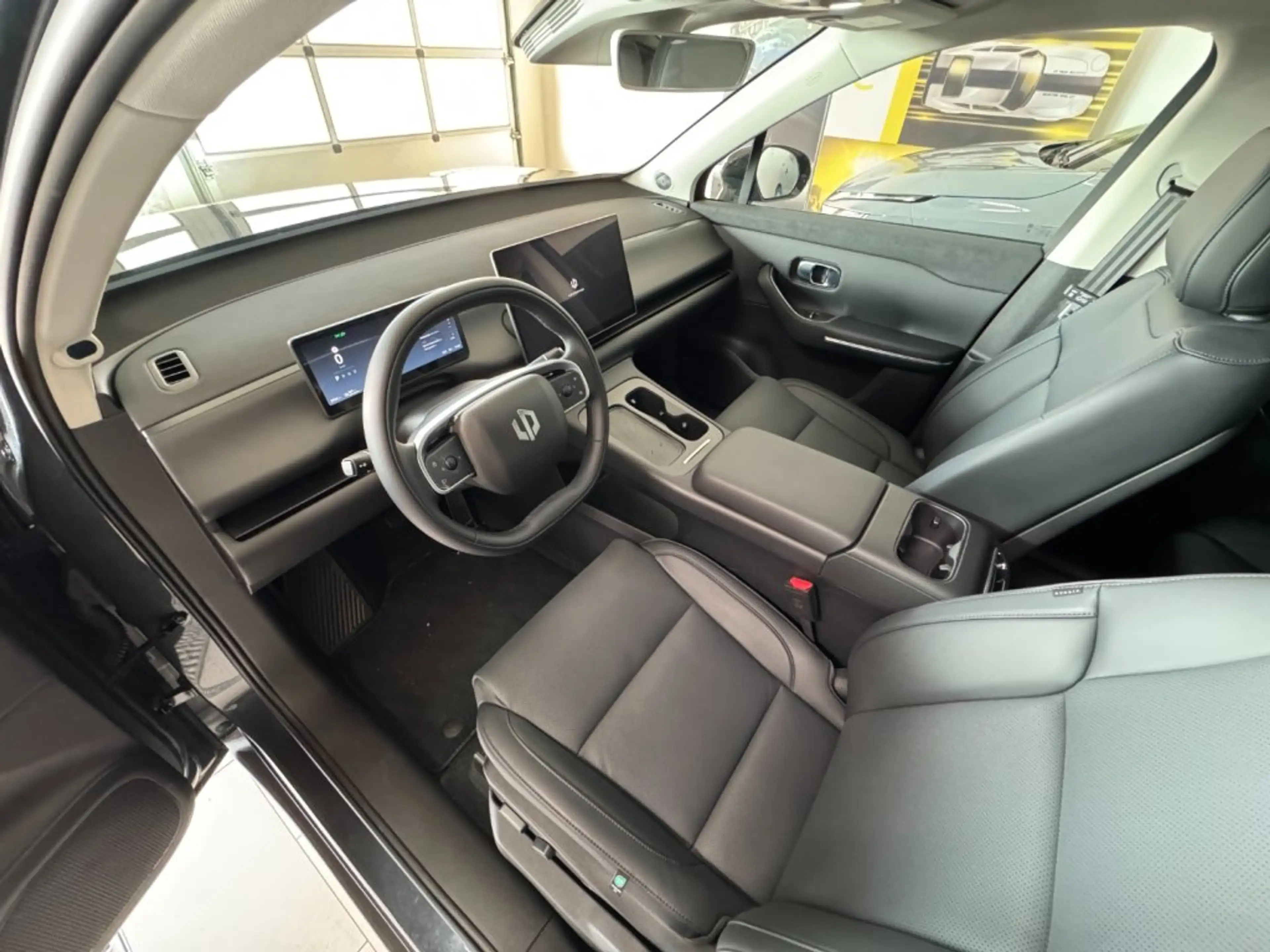 Leapmotor C10 REEV C10 Design — photo 4