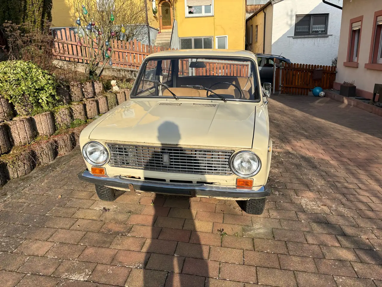 Lada 1200