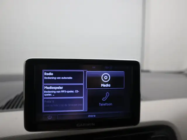 Volkswagen up! view 21