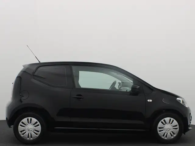Volkswagen up! view 14