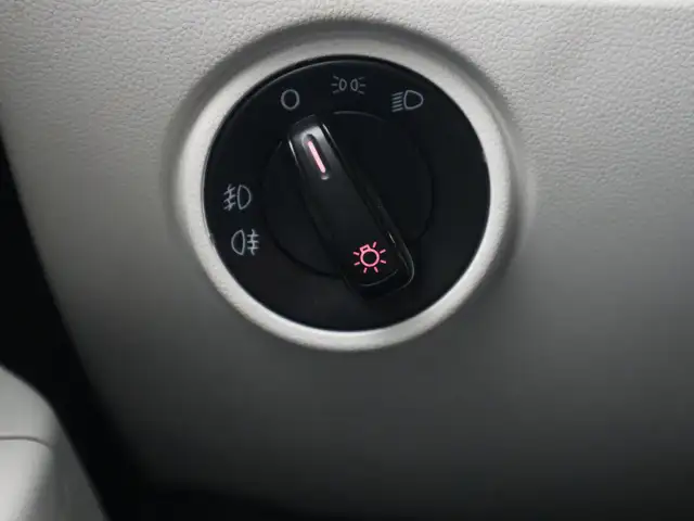 Volkswagen up! view 28