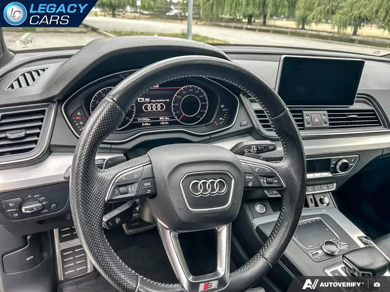 Audi Q5 снимка Audi Q5